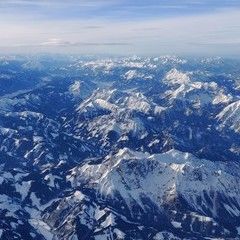 Verortung via Georeferenzierung der Kamera: Aufgenommen in der Nähe von Gemeinde Vordernberg, 8794, Österreich in 5600 Meter